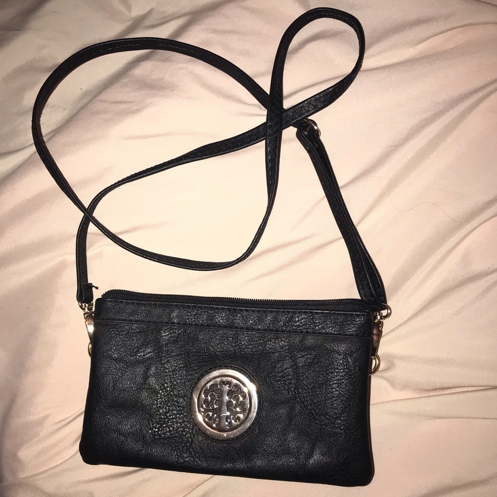 Black Cross Body